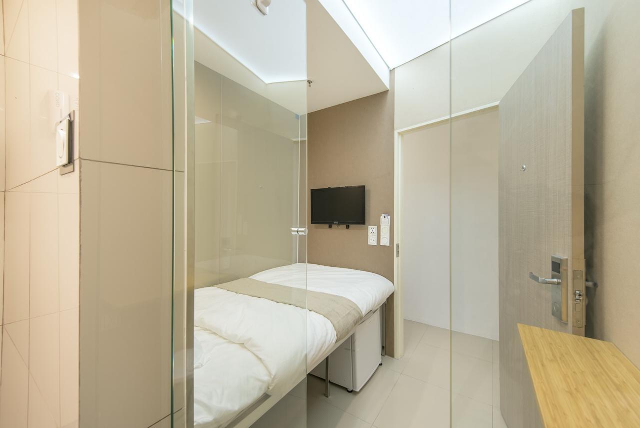 Hi Capsule Pattaya (Adults Only) Hostel Buitenkant foto
